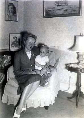 photo of Bruce Patten and his mom
