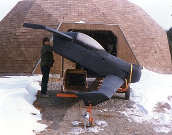 Loading the completed and primed airframe on a custom trailer for the trip to the Norridgewock Airport.